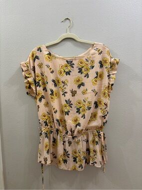 LOFT Pink Floral Ruffle Sleeve Peplum Top